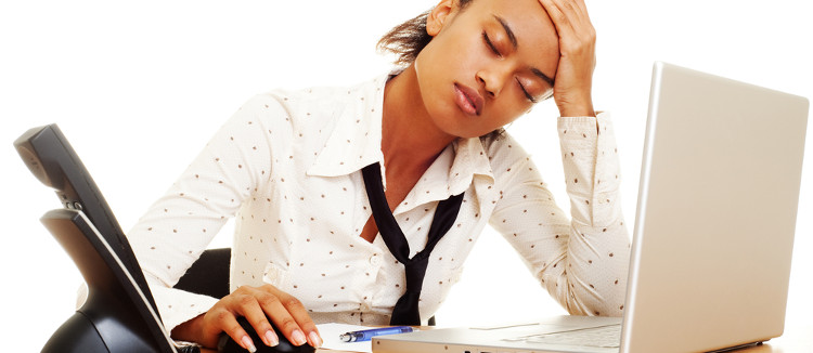 Come superare le difficoltà sul lavoro con razionalità